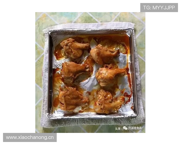 乔恩·琼斯家冰箱里塞满牛排，训练完直接啃一整块